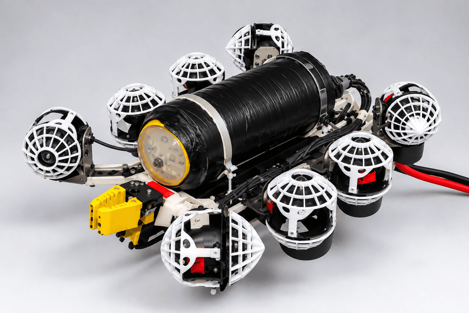 Octobot 2.0, three-quarter view